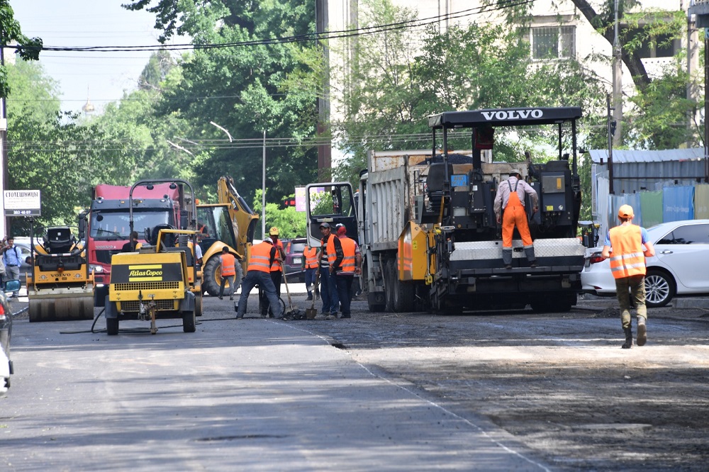 Где в Алматы проводят средний ремонт дорог Где в Алматы проводят средний ремонт дорог