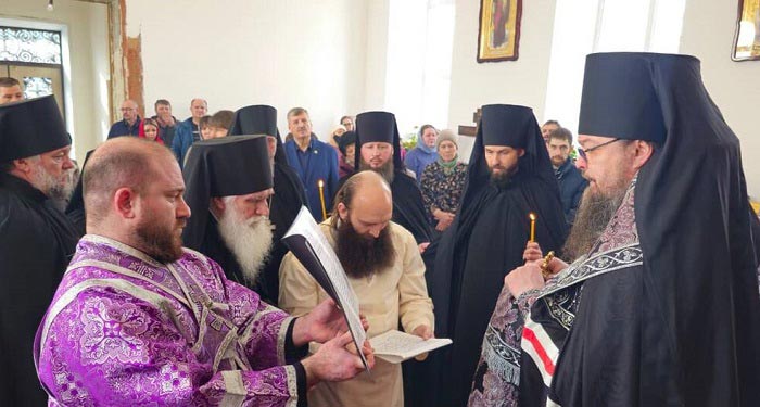 В Западном Казахстане совершен монашеский постриг 