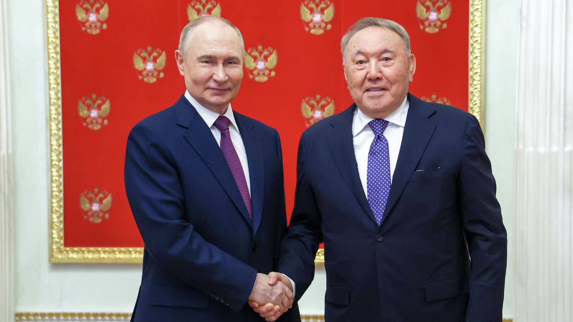 Опубликованы детали встречи Назарбаева и Путина Опубликованы детали встречи Назарбаева и Путина