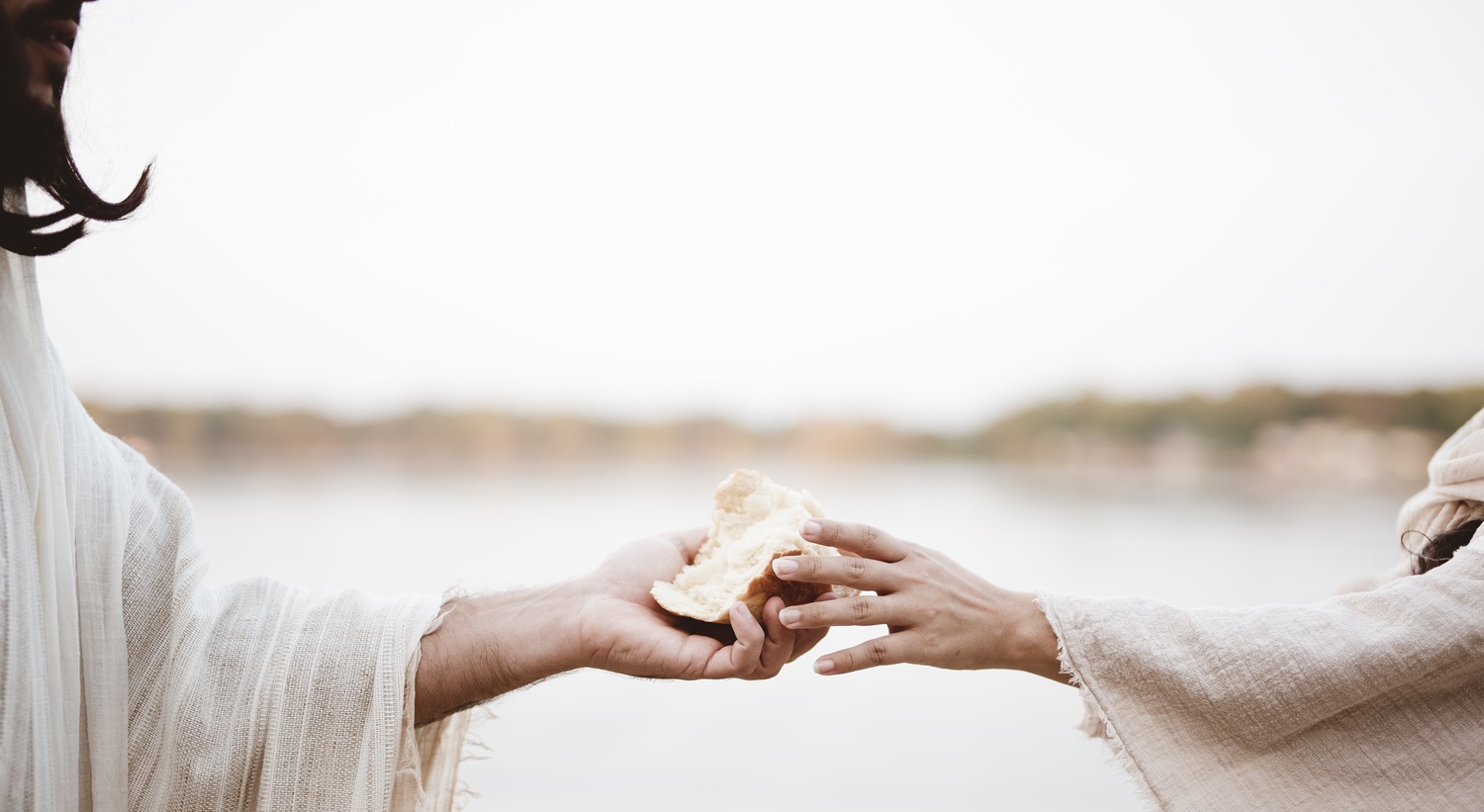 «Милосердие – поповское слово»: два взгляда на добродетель