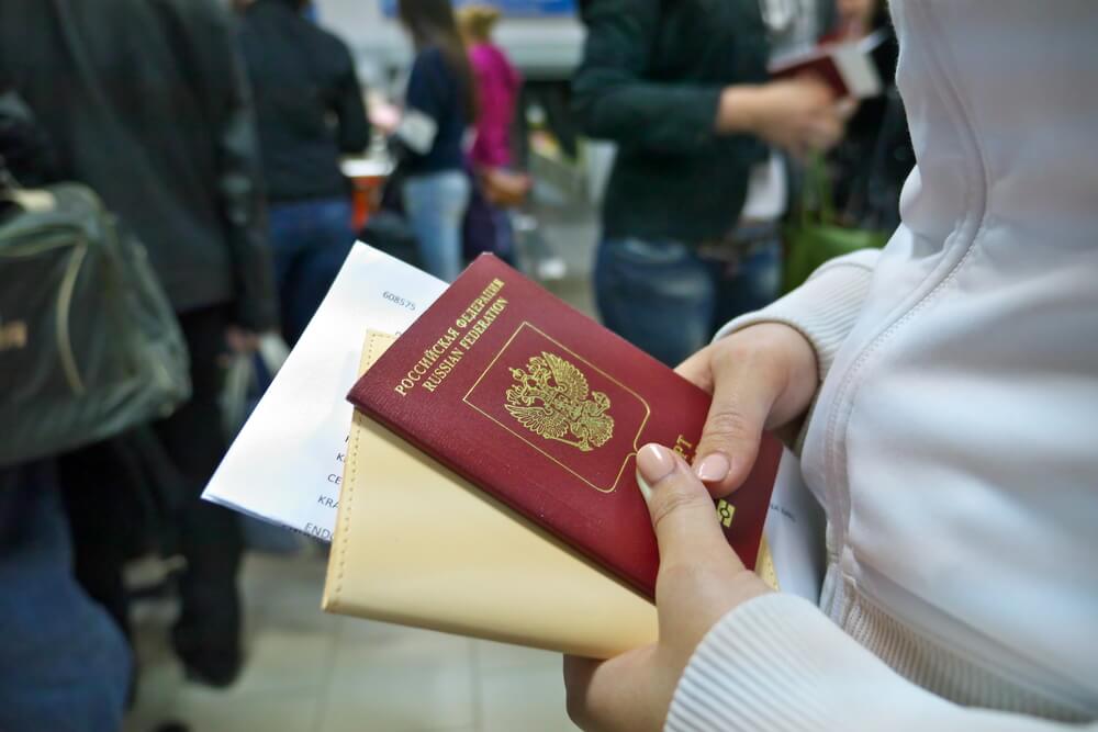 Казахстанцы смогут получить гражданство РФ проще Казахстанцы смогут получить гражданство РФ проще