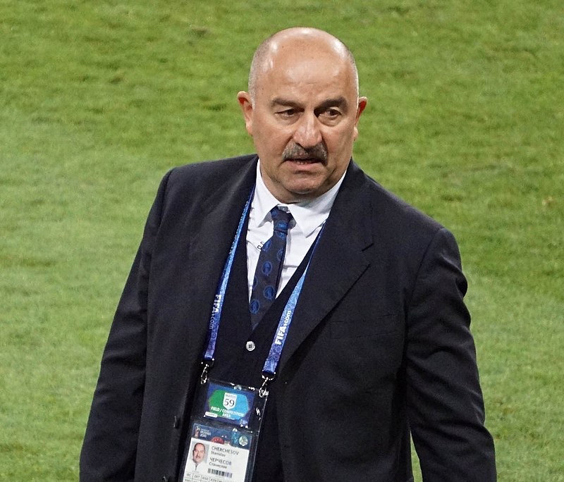 Евро-2024: Главный тренер сборной Казахстана назвал фаворитов полуфинала