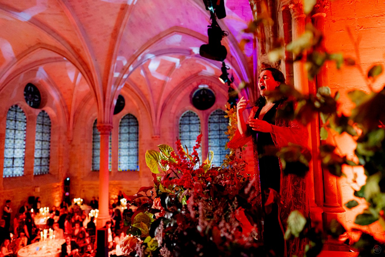 Фильм казахстанского режиссера был показан на благотворительном аукционе в аббатстве под Парижем