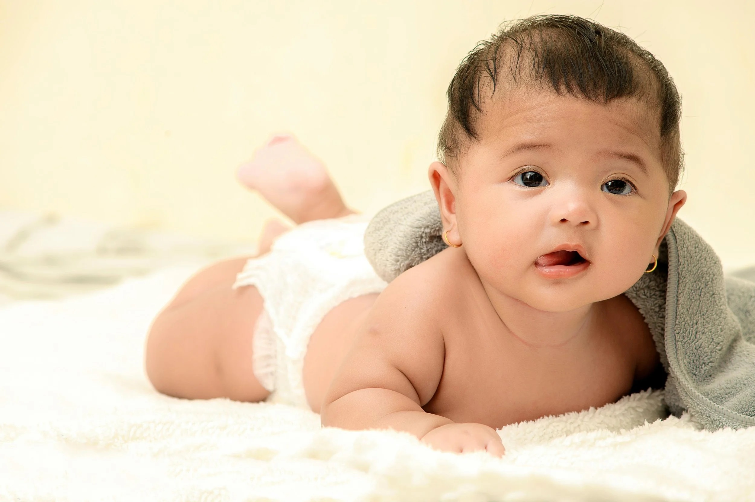 Huggies — забота о малыше с первых дней Huggies — забота о малыше с первых дней