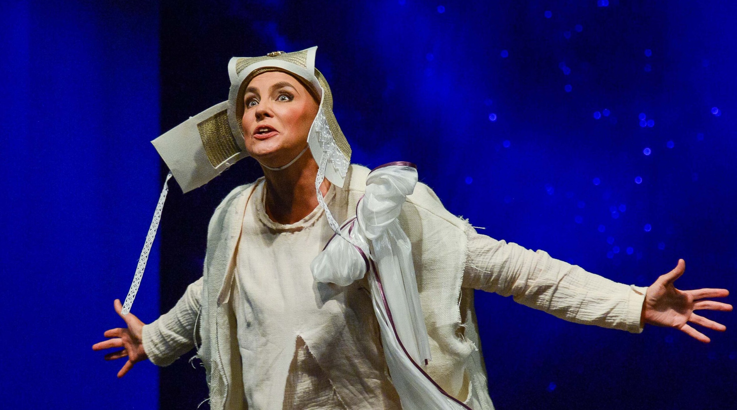 Алматинские актрисы получили награды от президента РК