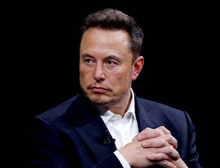 Маск назвал время, когда ИИ станет умнее людей 