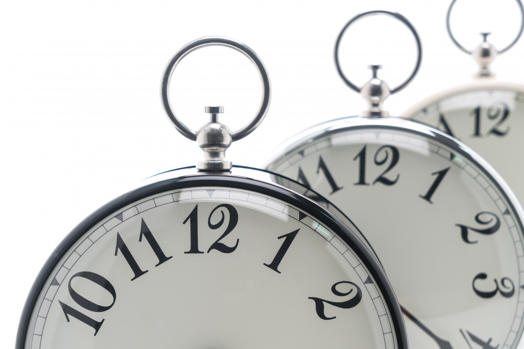 В правительстве РК объяснили, почему из приложения eGov исчез опрос о переводе времени