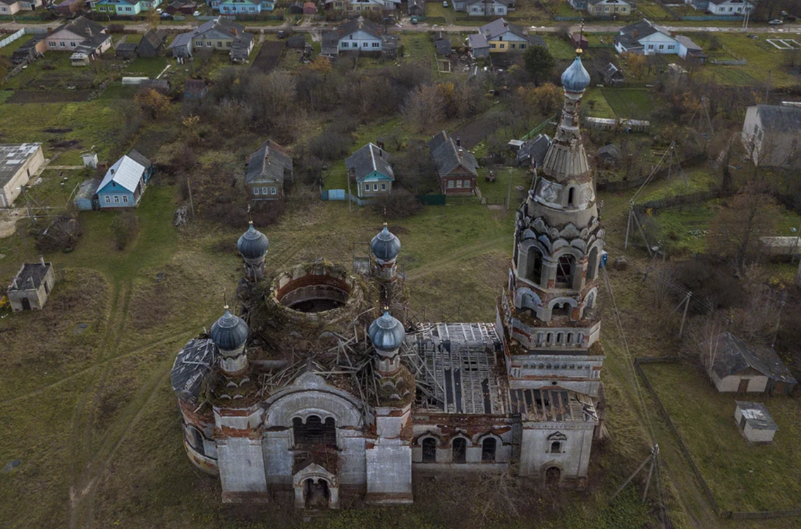 Каждый год Россия теряет сотни храмов 