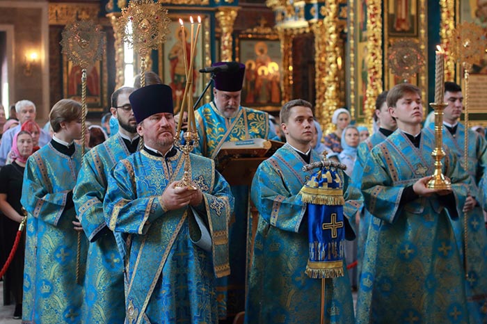 Главный храм Казахстана отметил престольный праздник Главный храм Казахстана отметил престольный праздник