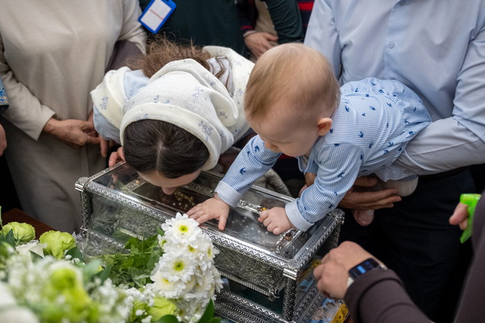 21 тысяча человек пришла к мощам святителя Спиридона в Караганде 