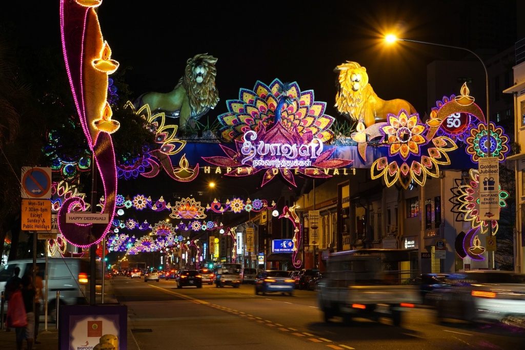 night-celebration-decoration-amusement-park-holiday-festive-674757-pxhere.com.jpg night-celebration-decoration-amusement-park-holiday-festive-674757-pxhere.com.jpg