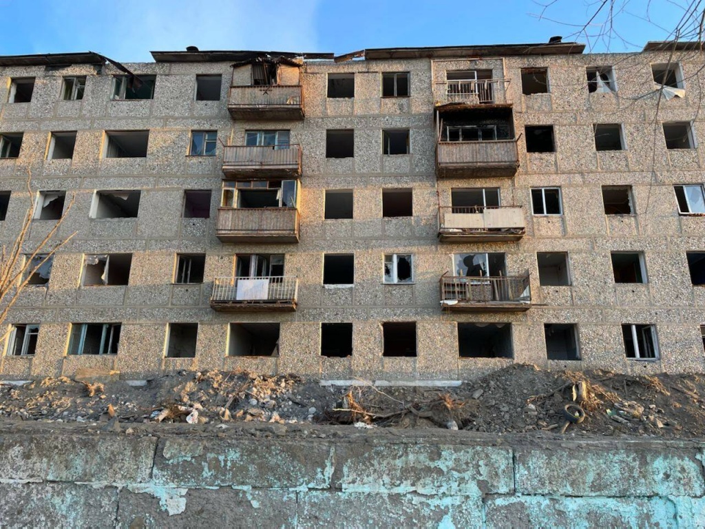 Аварийный дом по улице Женис, 11, в Жезказгане / Фото АПН