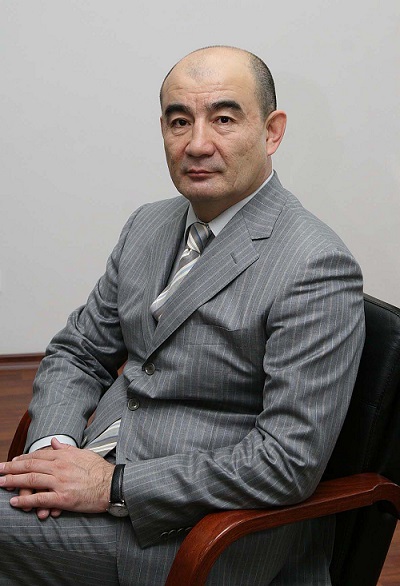 Професор Марат Когамов уменьш.jpg