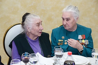 В Алматы чествовали детей блокадного Ленинграда и воинов-защитников Сталинграда 