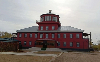 Где находился первый аэропорт Казахстана 