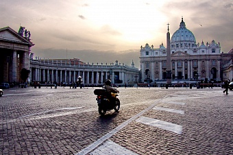 Ватикан: Легко войти, но... Трудно оторваться