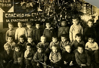 «Традиционный» Новый год: вклад литераторов, китайцев и большевиков 