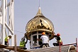 Для нового храма в Алматы освящены кресты и купола 