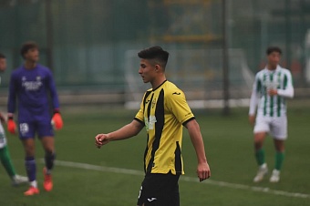 Казахстанец Дастан Сатпаев будет играть за «Челси» 