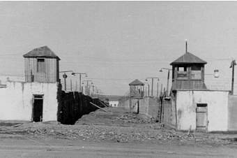 «Живешь мечтою свидания»: как репрессировали священника Петра Канардова